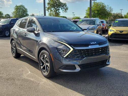 2025 Kia Sportage EX
