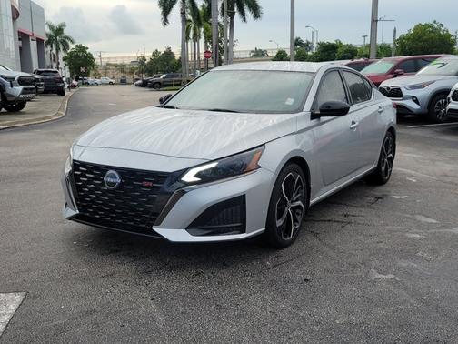 2023 Nissan Altima 2.5 SR