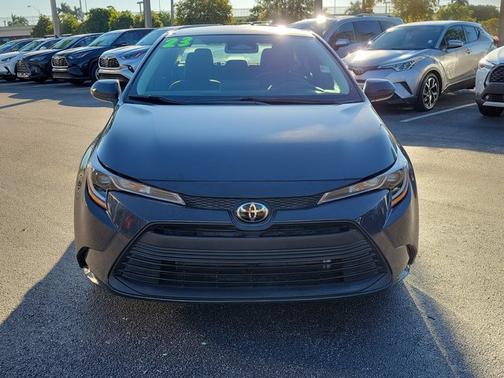 2023 Toyota Corolla LE