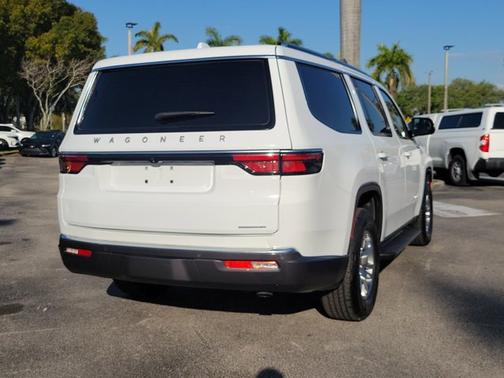 Bright White Clearcoat 2022 Jeep Wagoneer Series I