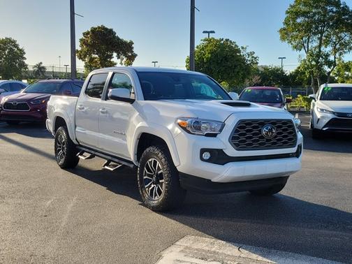 2023 Toyota Tacoma TRD Sport