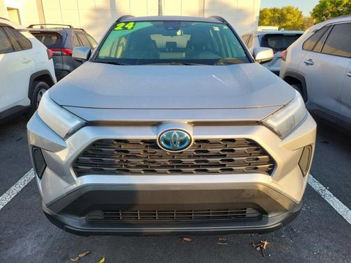 2024 Toyota RAV4 Hybrid XLE