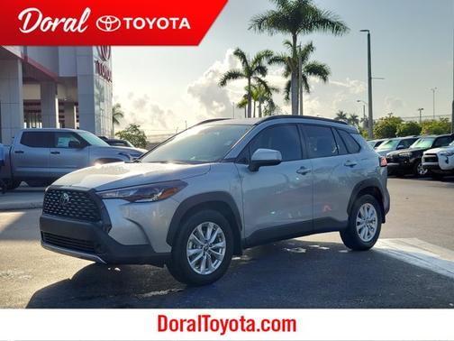 2023 Toyota Corolla Cross LE