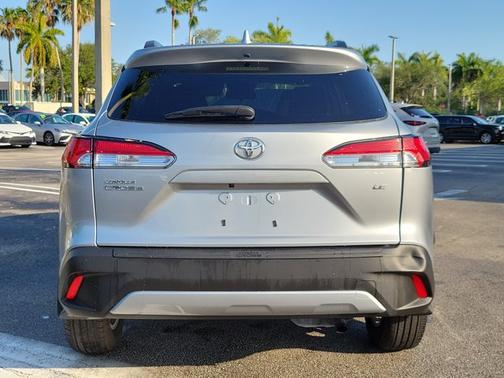 2023 Toyota Corolla Cross LE