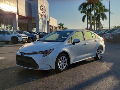 2020 Toyota Corolla LE