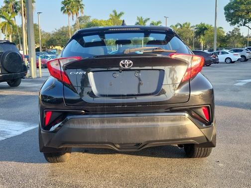 2019 Toyota C-HR LE