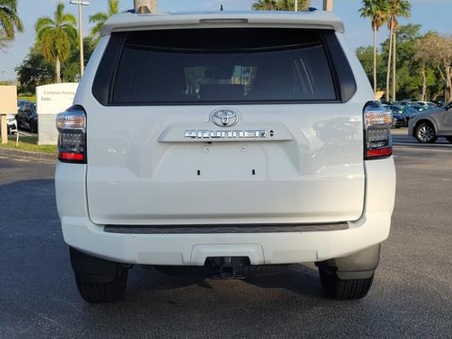 2023 Toyota 4Runner SR5