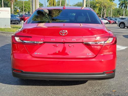 2025 Toyota Camry LE