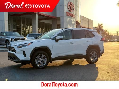2024 Toyota RAV4 XLE