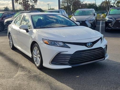 2021 Toyota Camry LE