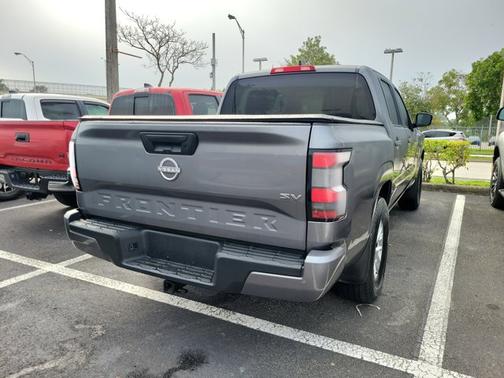 2024 Nissan Frontier SV