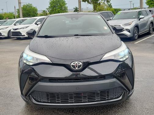2021 Toyota C-HR XLE