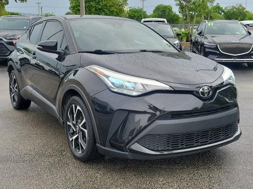 2021 Toyota C-HR XLE
