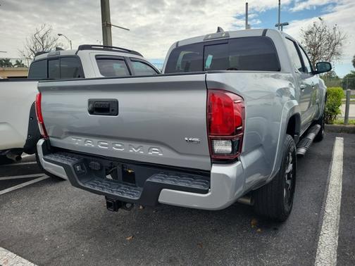 2022 Toyota Tacoma SR5