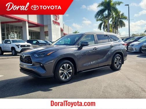 2025 Toyota Highlander XLE