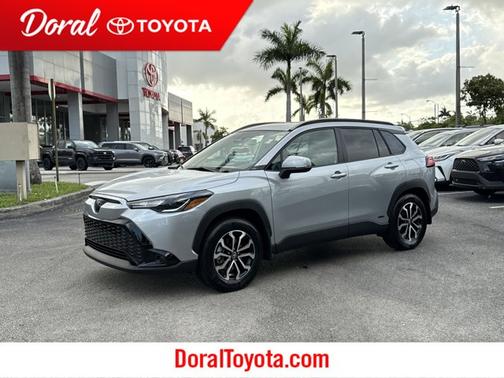 2024 Toyota Corolla Cross Hybrid SE