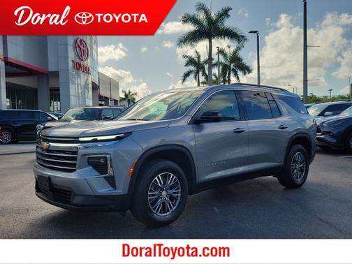 2024 Chevrolet Traverse FWD LT