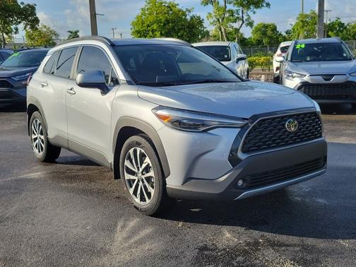 2023 Toyota Corolla Cross XLE