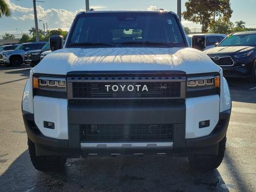 2025 Toyota Land Cruiser 