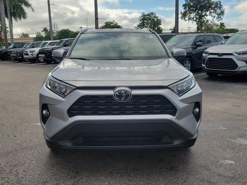 Silver Sky Metallic 2021 Toyota RAV4 XLE