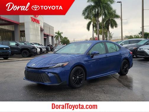 2025 Toyota Camry SE