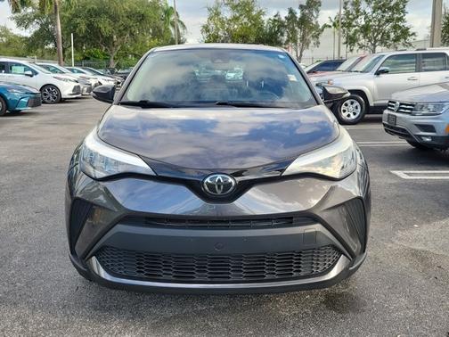 2021 Toyota C-HR LE