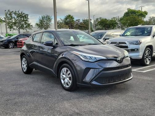 2021 Toyota C-HR LE