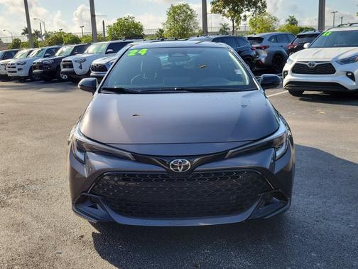 2024 Toyota Corolla Hatchback SE