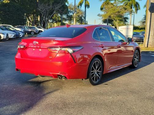 2021 Toyota Camry SE