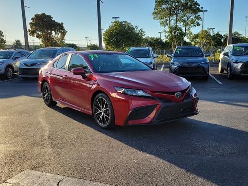 2021 Toyota Camry SE