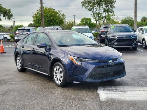 2022 Toyota Corolla LE
