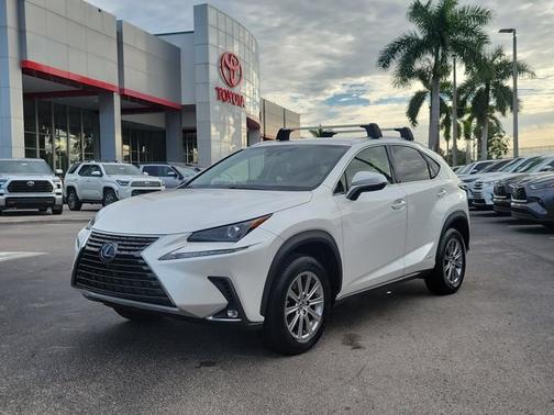 2021 Lexus NX 300h AWD