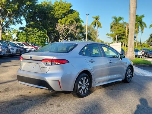 2021 Toyota Corolla Hybrid LE