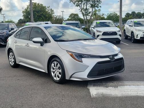 2023 Toyota Corolla LE