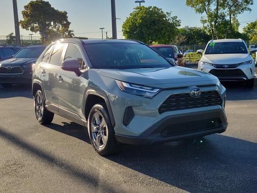 2023 Toyota RAV4 Hybrid XLE