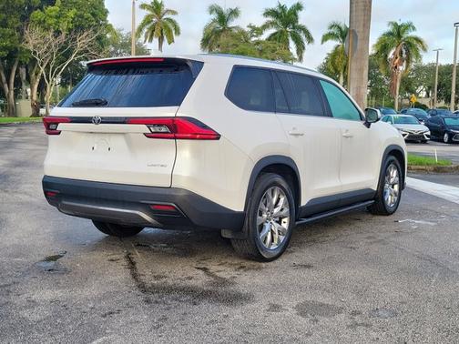 2024 Toyota Grand Highlander Limited