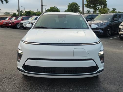 2024 Hyundai KONA EV SEL