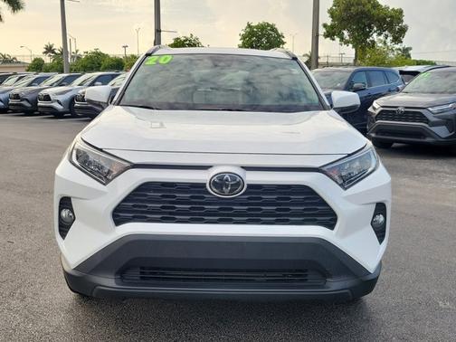2020 Toyota RAV4 XLE Premium