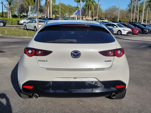 2023 Mazda Mazda3 2.5 S Preferred