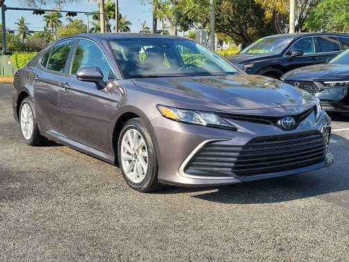 2022 Toyota Camry LE