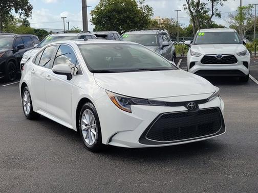 2020 Toyota Corolla XLE