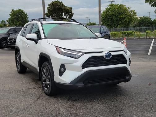 2024 Toyota RAV4 Hybrid XLE Premium