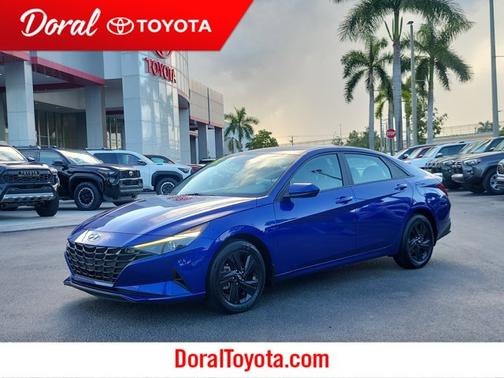 2023 Hyundai ELANTRA SEL