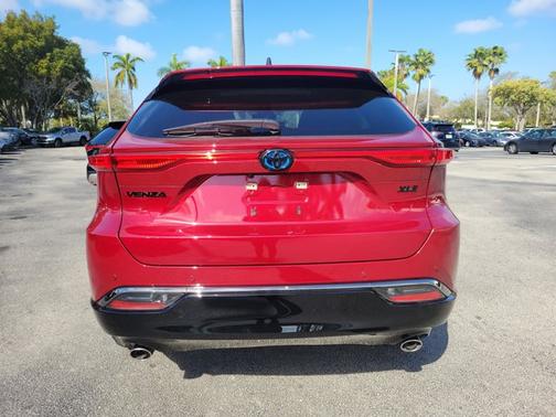 2024 Toyota Venza Nightshade