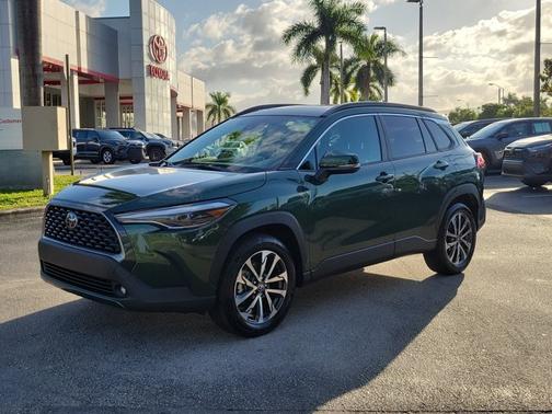 2022 Toyota Corolla Cross XLE