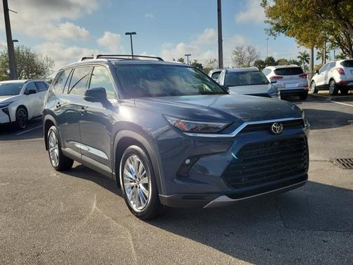 2024 Toyota Grand Highlander Platinum