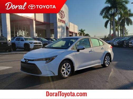 2025 Toyota Corolla LE