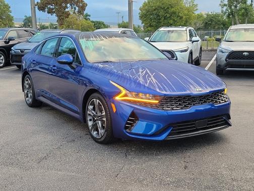 2021 Kia K5 EX