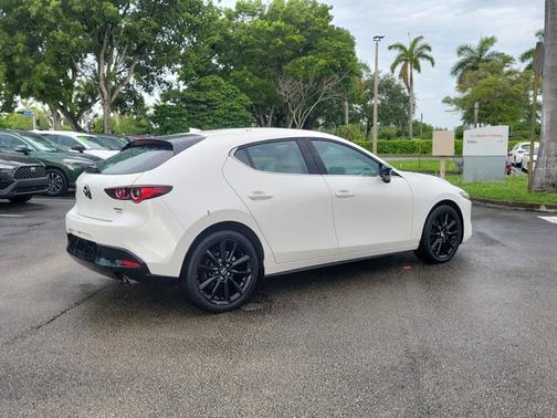 Snowflake White Pearl Mica 2023 Mazda Mazda3 2.5 Turbo