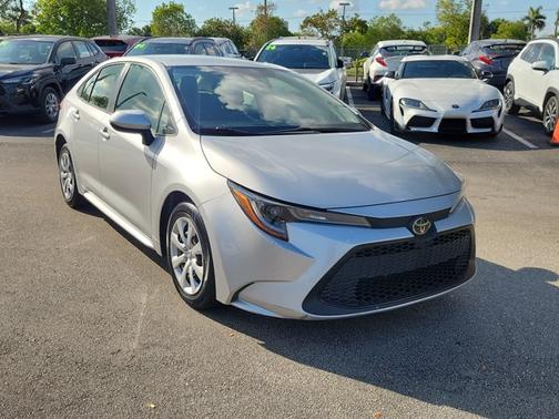 Classic Silver Metallic 2022 Toyota Corolla LE